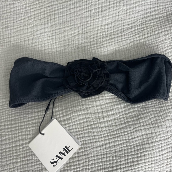 NWT SAME LOS ANGELES Rose Bandeau Bikini Top - Picture 2 of 3
